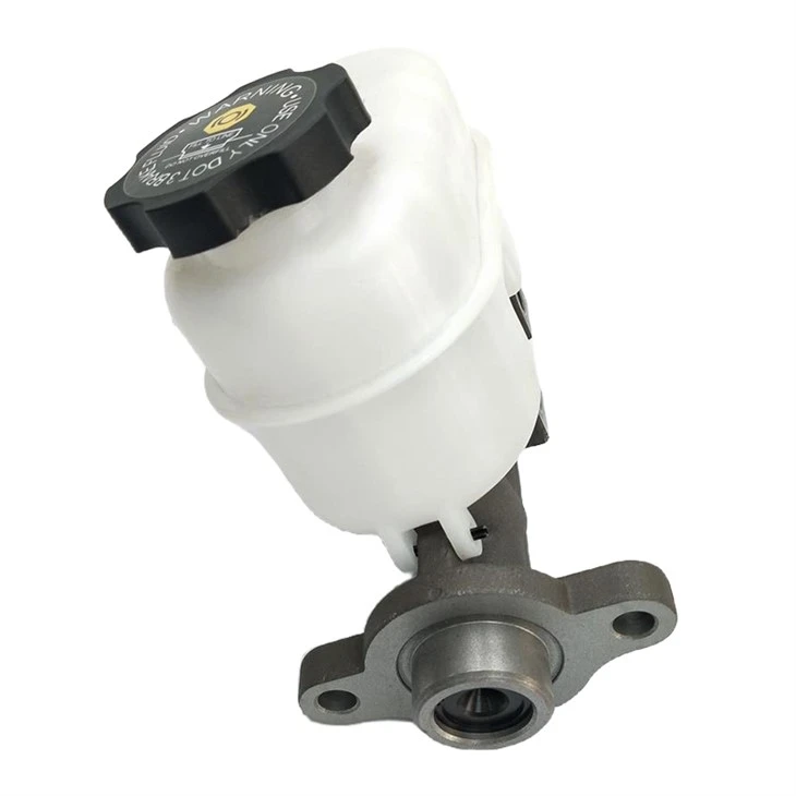 Brake Master Cylinder For Chevrolet GMC Oldsmobile Blazer S10 Jimmy Sonoma Bravada 2000-2005 18042802 18060793 M630034